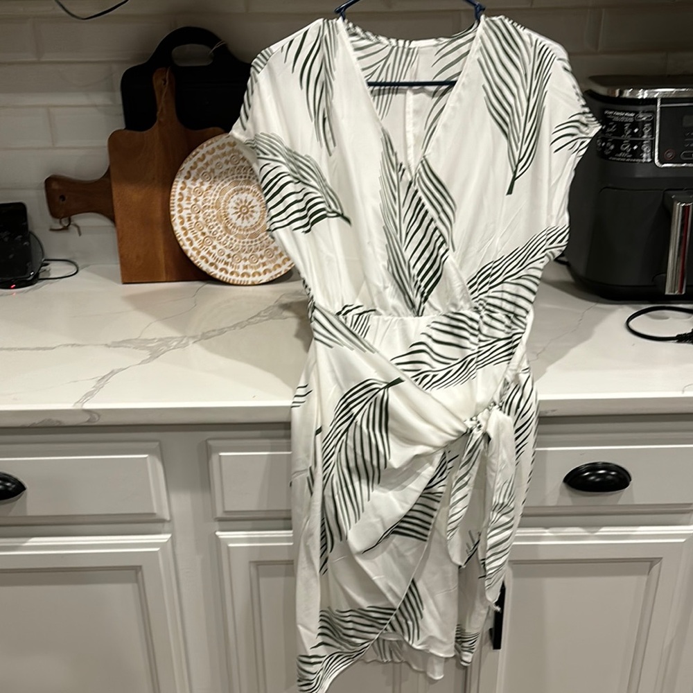 SHEIN White Flutter Sleeve V-Neck Mini Sundress